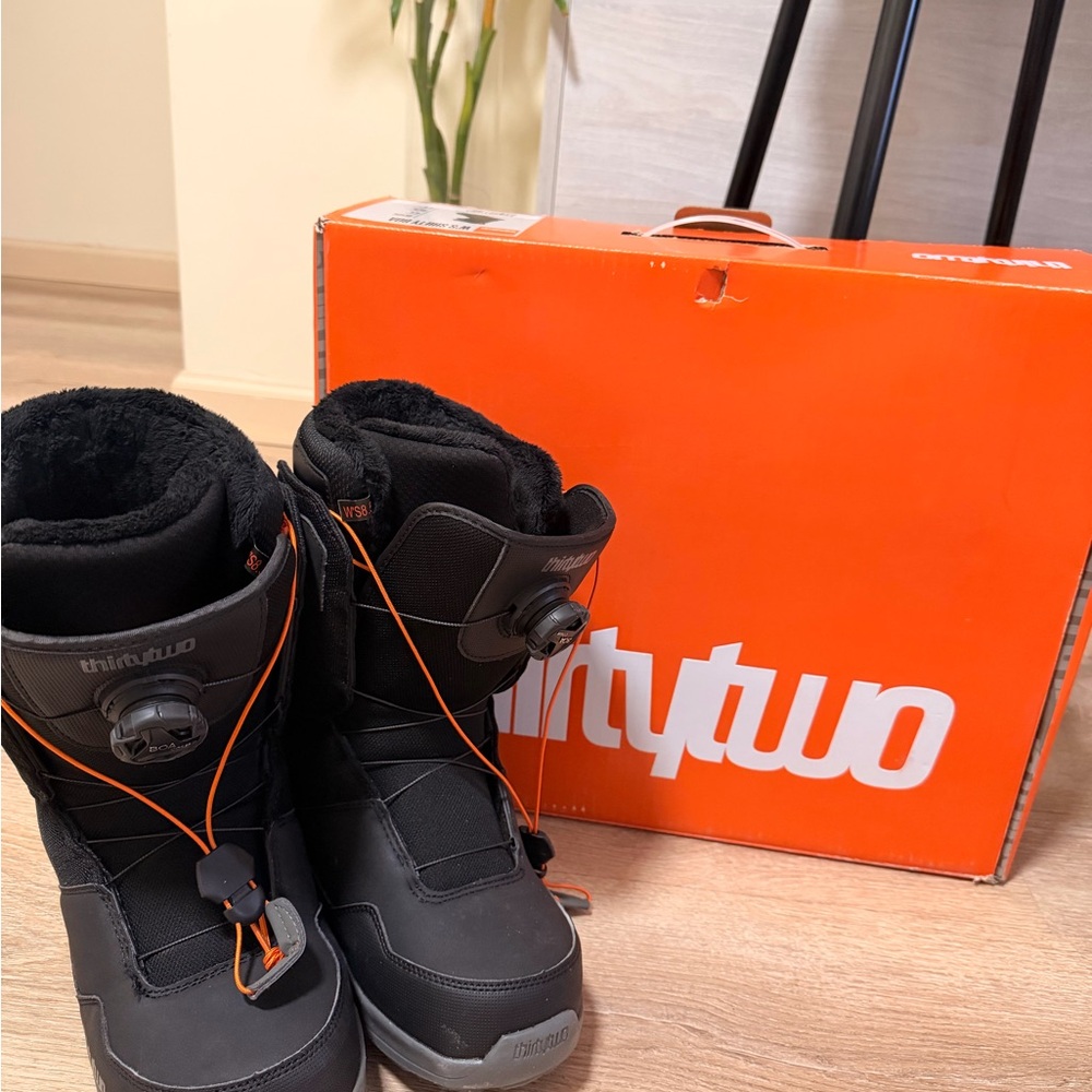 Thirtytwo Women’s BOA Snowboard Boots 8.5